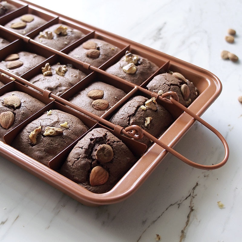 Brownie Cutter 18-Cavity Mold