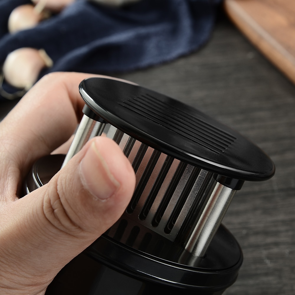 Beef Tenderizer 56-Blade Kitchen Tool - Image 4